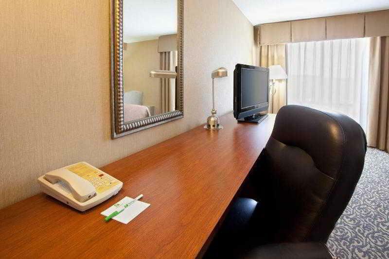 Holiday Inn National Airport/Crystal City By Ihg Arlington Exterior foto